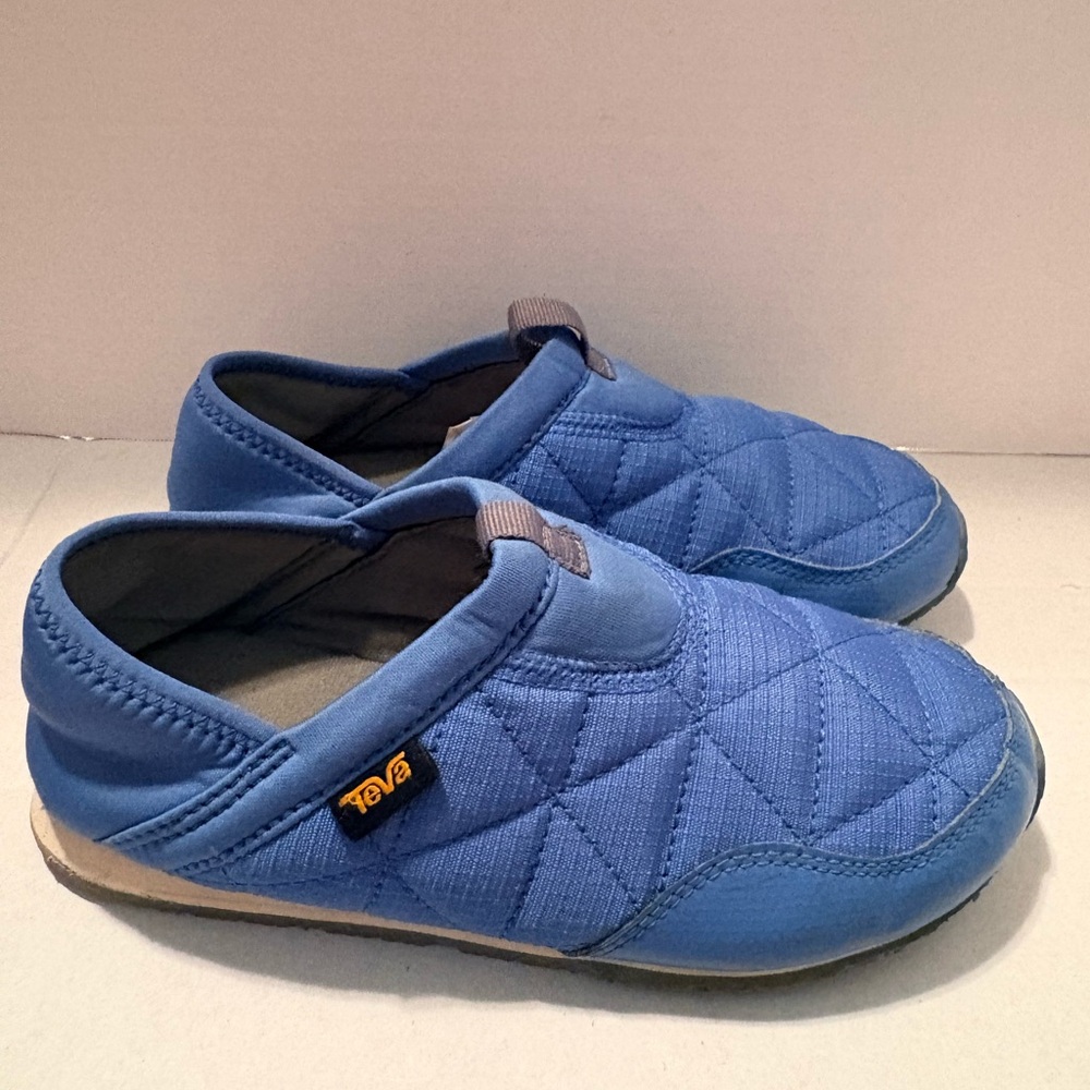 Teva Kids Quilted Blue Slippers